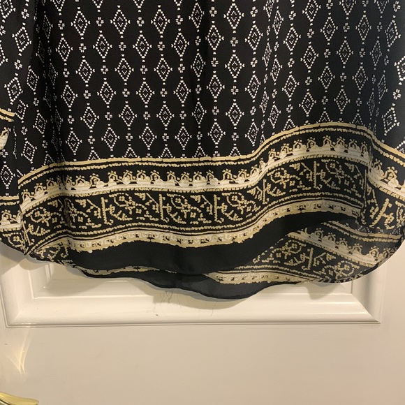 Printed Tunic Top - Picture 7 of 8